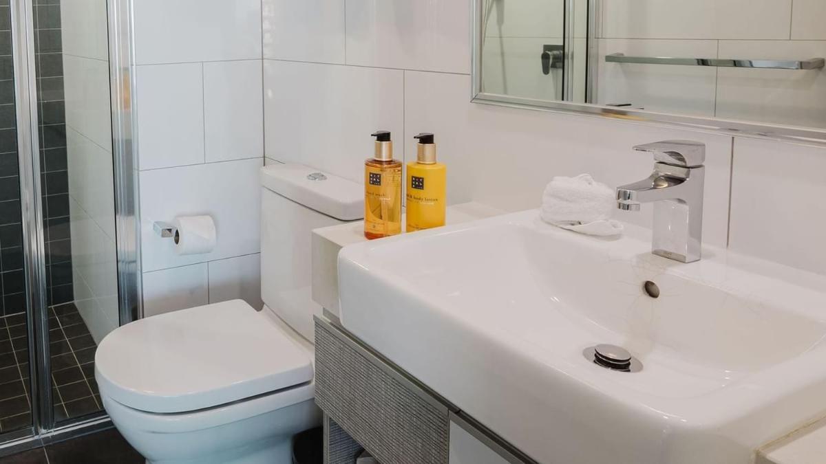 H On Mitchell Apartment Hotel Darwin Ngoại thất bức ảnh